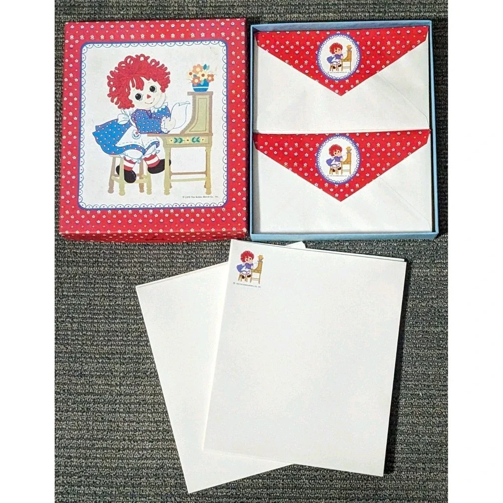 Vtg 1976 Raggedy Ann Stationery Set by Hallmark Bobbs- Merrill Paper Envelopes